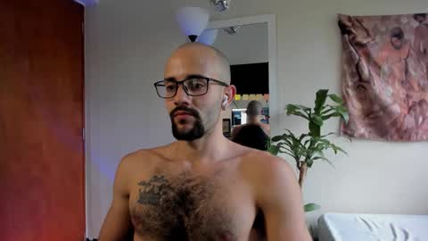 Snapshot of larry_stewart chatting on 04-12-26, 05:51 larry_stewart online show from 04-12-26, 05:51