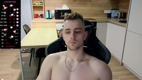 Snapshot of larstar01 chatting on 02-04-25, 06:49 Lars online show from 02-04-25, 06:49