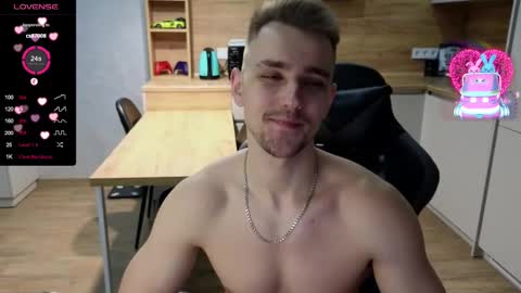 Snapshot of larstar01 chatting on 02-09-25, 07:30 Lars online show from 02-09-25, 07:30