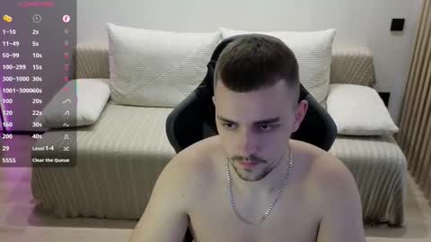 Snapshot of larstar01 chatting on 11-19-25, 08:31 Lars online show from 11-19-25, 08:31