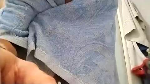 Alessandro online show from 10-18-25, 04:19