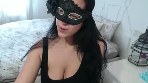 Auri online show from 04-02-26, 01:42