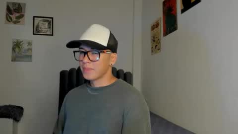 Snapshot of lass_nazar chatting on 10-23-25, 01:16 lass_nazar online show from 10-23-25, 01:16