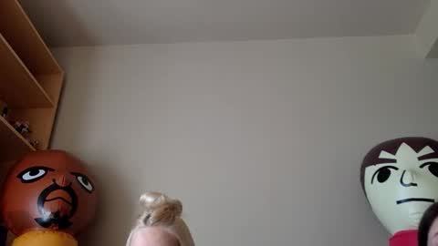 Roxy blue online show from 03-09-26, 05:39