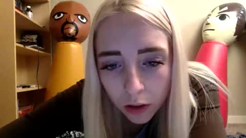 Roxy blue online show from 03-13-26, 05:47