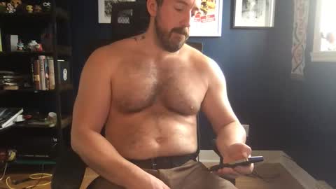 Latenightlunch online show from 04-28-26, 05:51