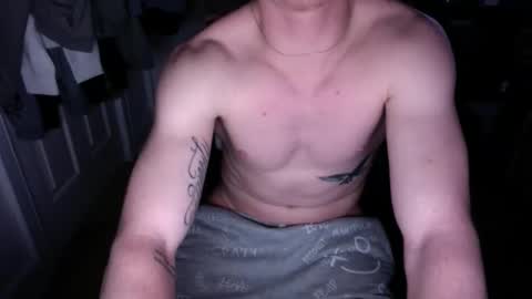 Snapshot of latepleasures chatting on 01-08-25, 09:32 latepleasures online show from 01-08-25, 09:32