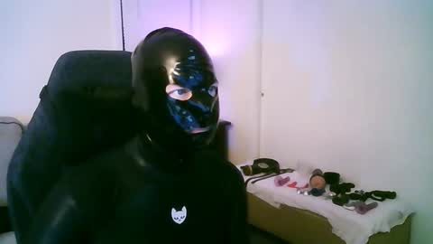 latexminheadroom online show from 02-22-26, 02:02