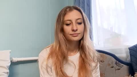 Amelia online show from 10-17-25, 11:24