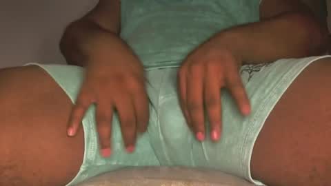Snapshot of latin_12inches chatting on 05-31-26, 11:28 Ney online show from 05-31-26, 11:28