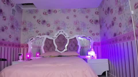 Valeria  online show from 03-12-25, 05:35