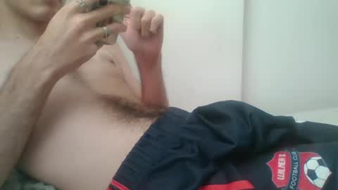 Snapshot of latin_boi6 chatting on 05-08-26, 02:55 Angel online show from 05-08-26, 02:55