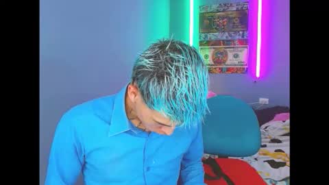 latin_boysxxx_ online show from 10-11-25, 01:38