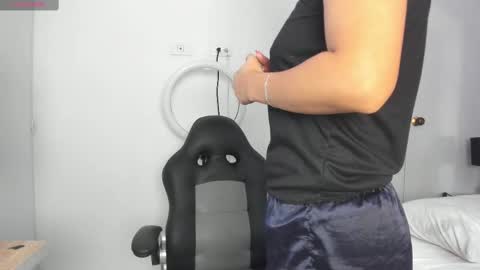 Snapshot of latin_couple20y chatting on 03-02-25, 09:01 Johana y Santiago online show from 03-02-25, 09:01