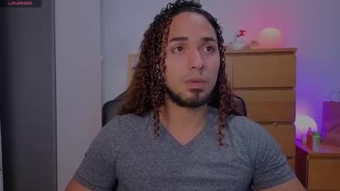 Snapshot of latin_luxury_i chatting on 11-03-25, 10:32 Free OF online show from 11-03-25, 10:32