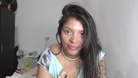 Snapshot of latin_meg chatting on 12-04-24, 01:03 M E G A N online show from 12-04-24, 01:03