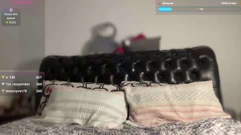 latina_bbyxo online show from 10-23-25, 08:02