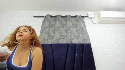 Snapshot of latina_cute_20 chatting on 07-26-26, 12:45 latina_cute_20 online show from 07-26-26, 12:45