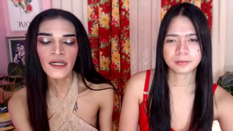 Snapshot of latina_goddes4uxxx chatting on 02-20-25, 10:37 ask me online show from 02-20-25, 10:37