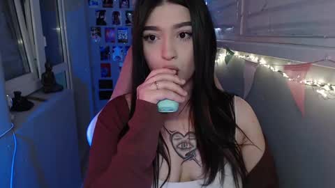 miiiiiiaaaa online show from 03-04-25, 01:06