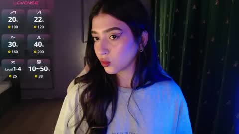 miiiiiiaaaa online show from 04-19-26, 05:45