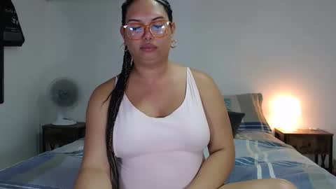 FLOR SALVAJE online show from 11-18-25, 08:57