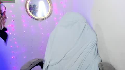 latinamav22 online show from 07-27-26, 01:01