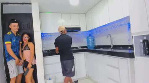 latinaroom178878 online show from 07-20-26, 09:50