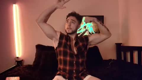 Snapshot of latinboyvip_ chatting on 04-18-26, 11:27 LatinBoyVIP Colombian online show from 04-18-26, 11:27