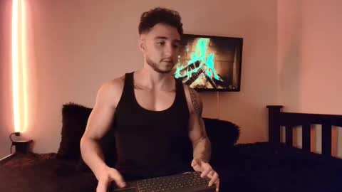 Snapshot of latinboyvip_ chatting on 04-26-26, 12:30 LatinBoyVIP Colombian online show from 04-26-26, 12:30