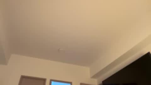 Hi -  online show from 03-09-26, 02:15