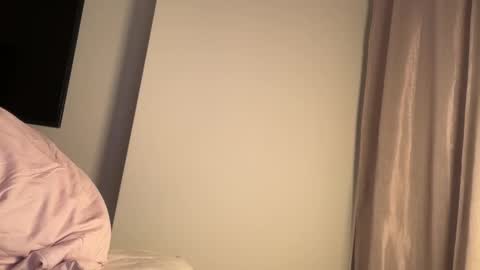 Hi -  online show from 03-16-26, 05:44