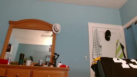 Chris online show from 09-21-25, 05:09