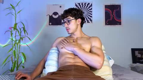 Logan online show from 10-20-25, 11:27