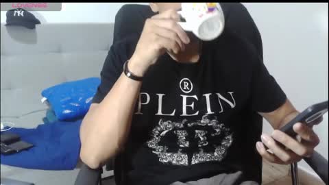 latinmartin254 online show from 04-27-26, 01:47