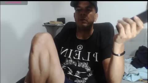 Snapshot of latinmartin254 chatting on 05-03-26, 03:45 latinmartin254 online show from 05-03-26, 03:45