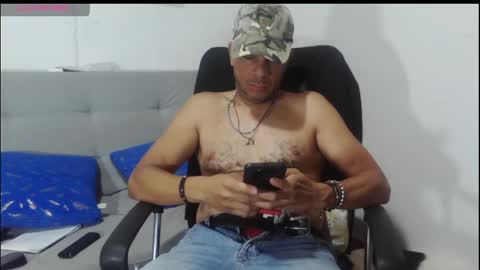Snapshot of latinmartin254 chatting on 05-24-26, 03:22 latinmartin254 online show from 05-24-26, 03:22