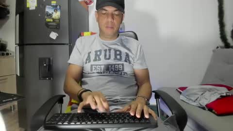 latinmartin73 online show from 01-07-25, 01:06