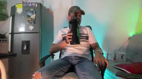 latinmartin73 online show from 01-20-25, 01:18