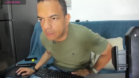 latinmartin73 online show from 01-27-25, 01:48