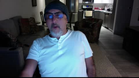 QS - INDEPENDENT MODEL online show from 12-23-24, 05:39