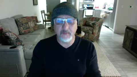 QS - INDEPENDENT MODEL online show from 02-15-25, 08:11