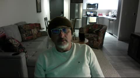 QS - INDEPENDENT MODEL online show from 02-17-25, 02:09