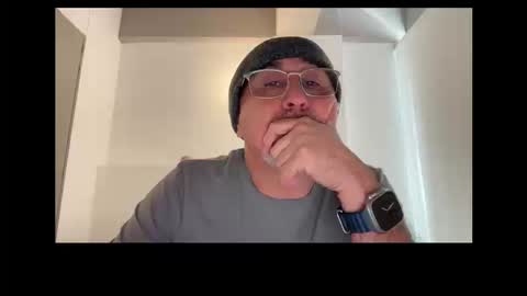 QS - INDEPENDENT MODEL online show from 09-12-25, 06:30