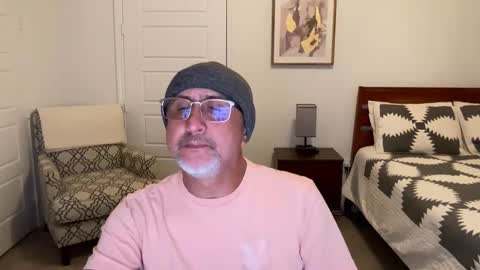 QS - INDEPENDENT MODEL online show from 10-17-25, 03:42