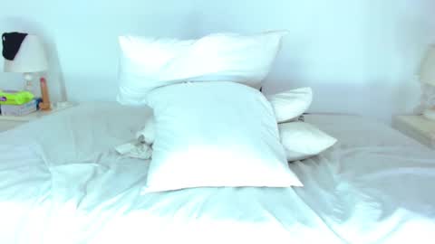 Snapshot of latinoboom1 chatting on 01-06-25, 10:46 andy online show from 01-06-25, 10:46