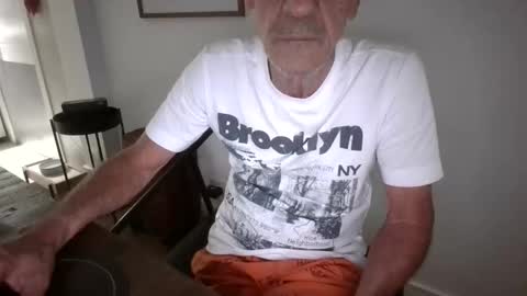 latinobra online show from 05-10-26, 01:11
