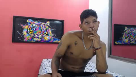 latinosnifomanos online show from 07-14-26, 02:05