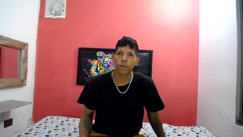 latinosnifomanos online show from 07-23-26, 03:26