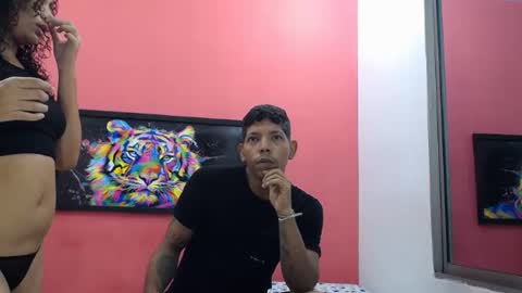 latinosnifomanos online show from 07-25-26, 02:20